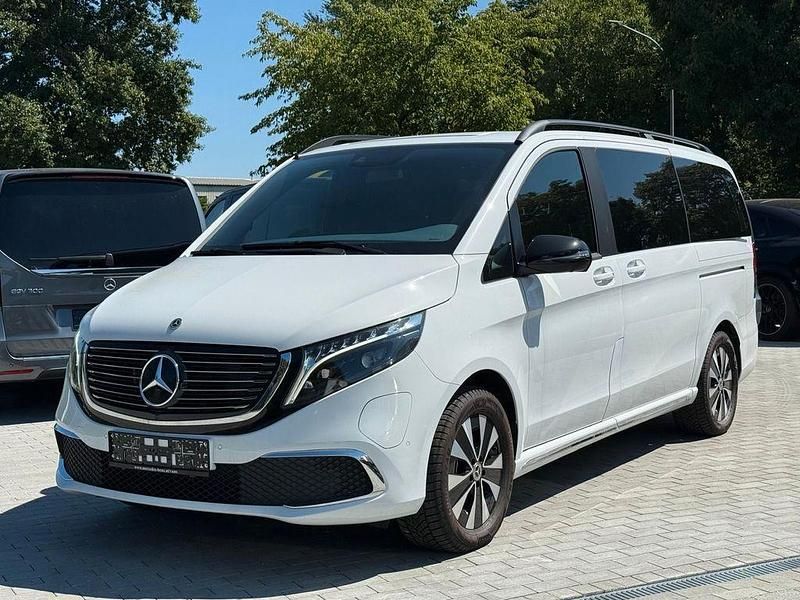 Weiß Gebraucht 2024 Mercedes EQV300 Avantgarde Van / Kleinbus | 48.900 € (Guter Preis) - Bild 1/4