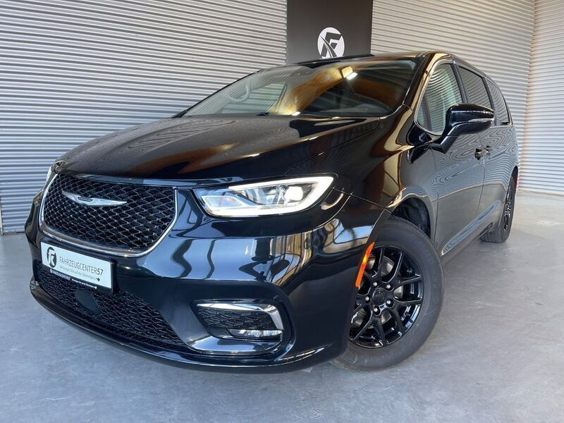 Schwarz Gebraucht 2023 Chrysler Pacifica SUV | 38.499 € (Fairer Preis) - Bild 1/4
