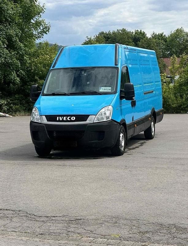 Gebraucht Iveco Daily 170 PS (125 kW) 2010 Blau Van / Kleinbus