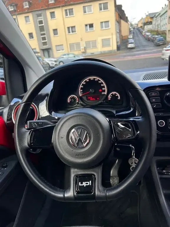 Gebraucht VW up! Groove 60 PS (44 kW) 2013 Rot Kleinwagen