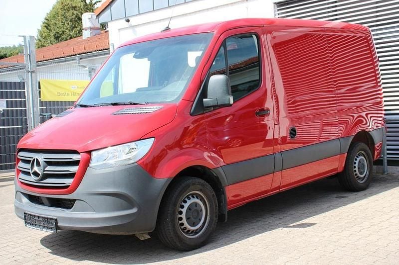 Rot Gebraucht 2020 Mercedes Sprinter Van | 18.990 € (Guter Preis) - Bild 1/4