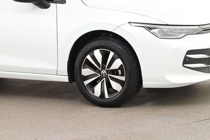Gebraucht VW Golf VIII Goal 150 PS (110 kW) 2025 Weiß Limousine