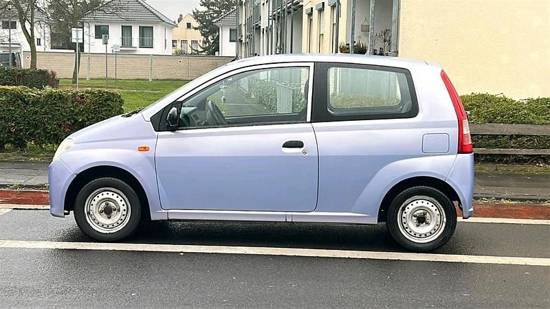 Violet Gebraucht 2005 Daihatsu Cuore Kleinwagen | 850 € (Guter Preis) - Bild 1/4
