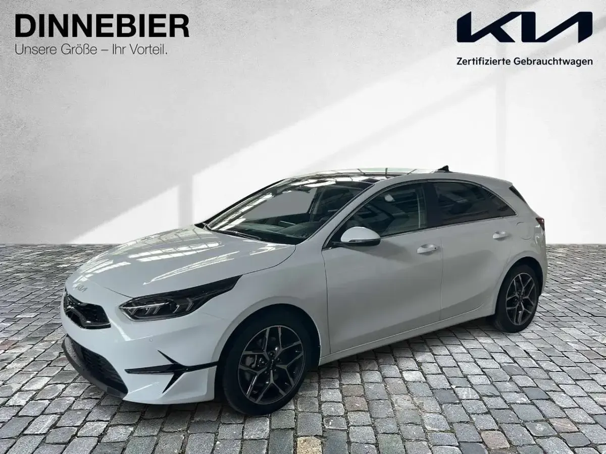 Gebraucht Kia Ceed Platinum 140 PS (102 kW) 2025 Carraraweiss Kleinwagen