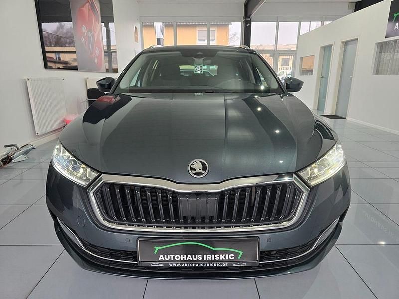 Gebraucht Skoda Octavia Style 150 PS (110 kW) 2021 Grau Kombi