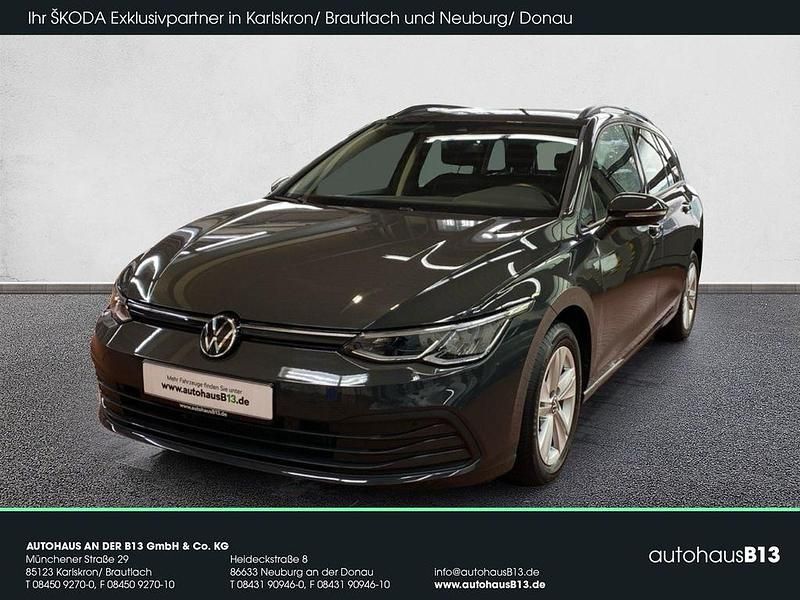 Grau Gebraucht 2023 VW Golf VIII Life Kombi | 21.450 € (Fairer Preis) - Bild 1/4