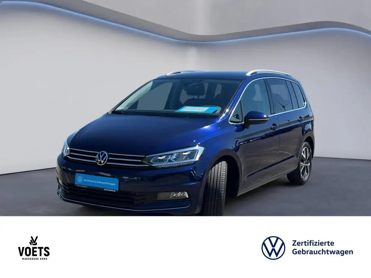 Gebraucht VW Touran Highline 150 PS (110 kW) 2022 Blau Van / Kleinbus