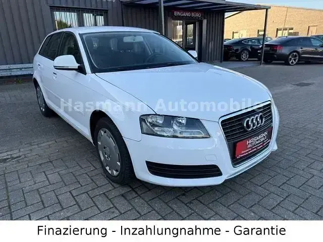 Gebraucht Audi A3 Attraction 170 PS (125 kW) 2012 Weiß Kleinwagen