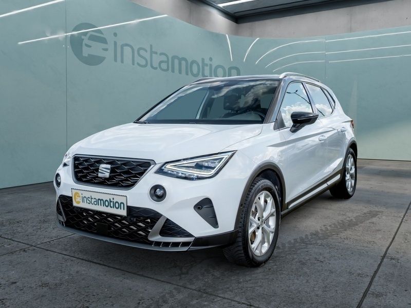 Weiß Gebraucht 2022 Seat Arona FR SUV | 20.290 € (Fairer Preis) - Bild 1/3