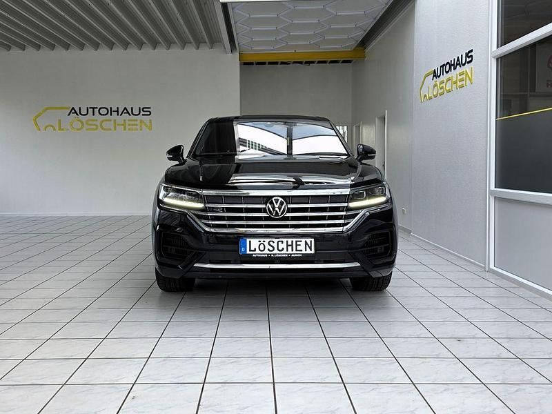 Gebraucht VW Touareg R-line 340 PS (250 kW) 2022 Schwarz SUV