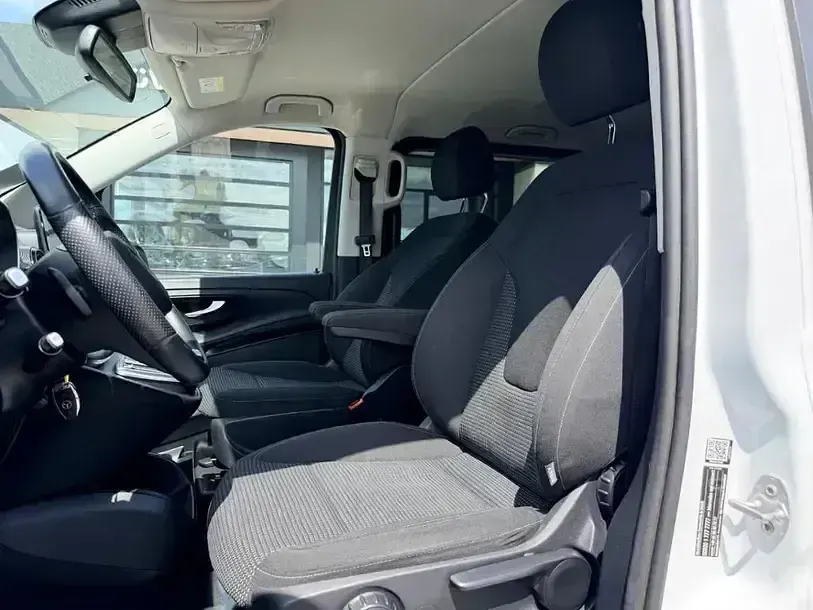 Gebraucht Mercedes V220 163 PS (119 kW) 2020 Andere Van / Kleinbus