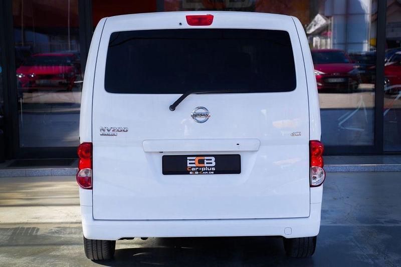 Gebraucht Nissan Evalia Tekna 110 PS (80 kW) 2015 Weiß Van / Kleinbus