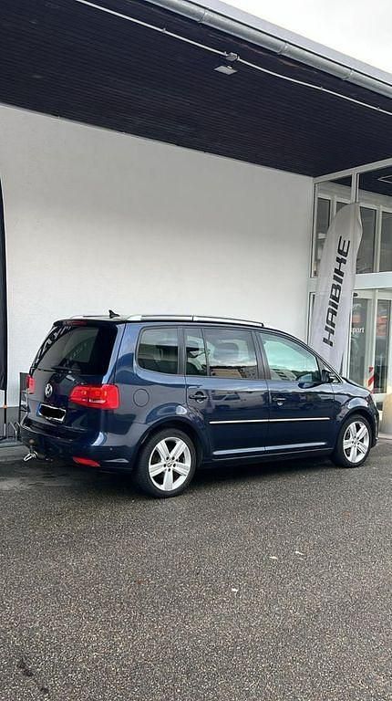 Blau Gebraucht 2013 VW Touran Highline Van / Kleinbus | 7.500 € (Fairer Preis) - Bild 1/4