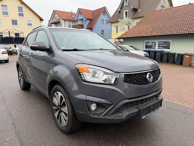 Gebraucht SsangYong Korando 175 PS (128 kW) 2015 SUV