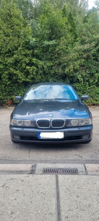 Gebraucht BMW 528 193 PS (141 kW) 1998 Grau Limousine
