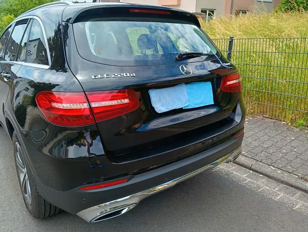 Gebraucht Mercedes GLC220 170 PS (125 kW) 2017 Schwarz SUV