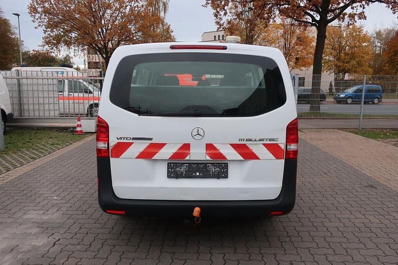 Gebraucht Mercedes Vito 114 PS (83 kW) 2016 Weiß Van
