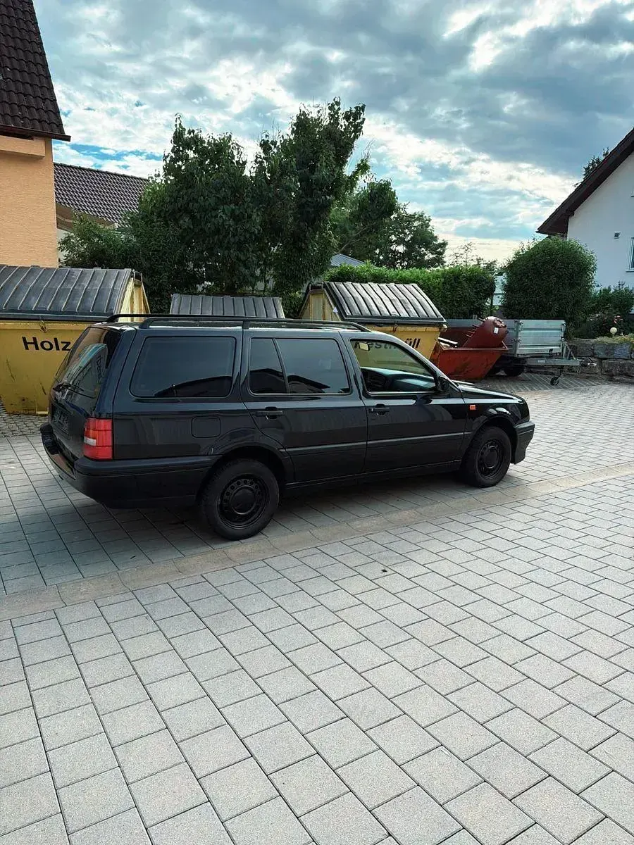Gebraucht VW Golf III 116 PS (85 kW) 1993 Schwarz Kombi