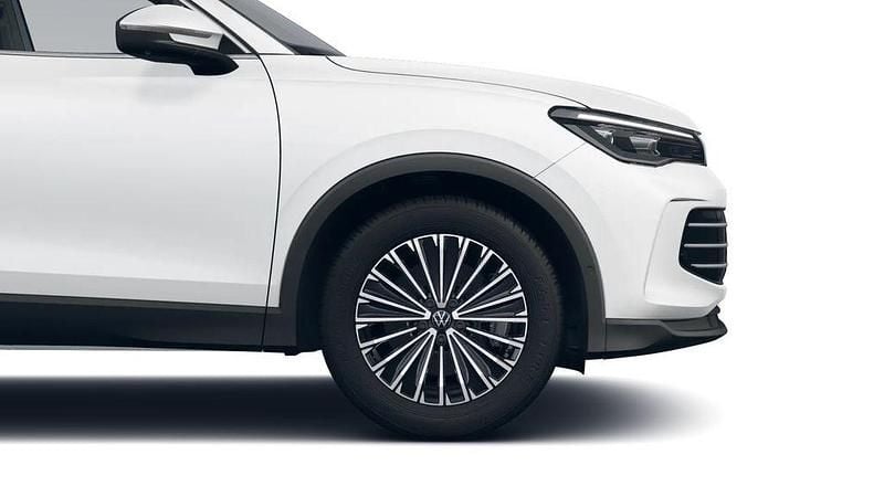 Gebraucht VW Tiguan Elegance 193 PS (141 kW) 2024 Weiß SUV