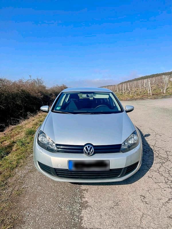Gebraucht VW Golf VI 80 PS (58 kW) 2009 Silber Kleinwagen