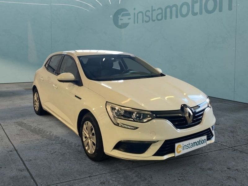 Weiß Gebraucht 2019 Renault Mégane IV Life Limousine | 13.294 € (Etwas zu teuer) - Bild 1/4
