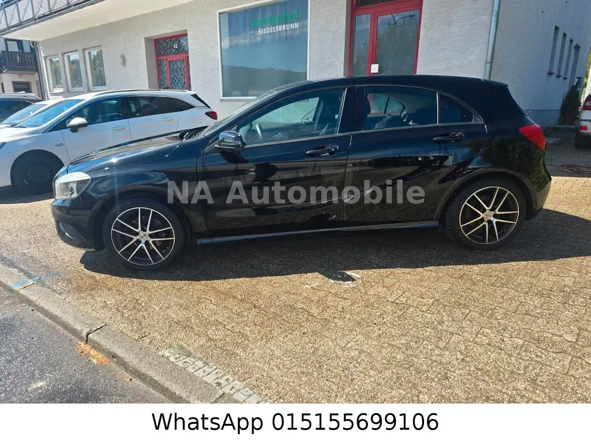 Gebraucht Mercedes A180 109 PS (80 kW) 2013 Schwarz Limousine