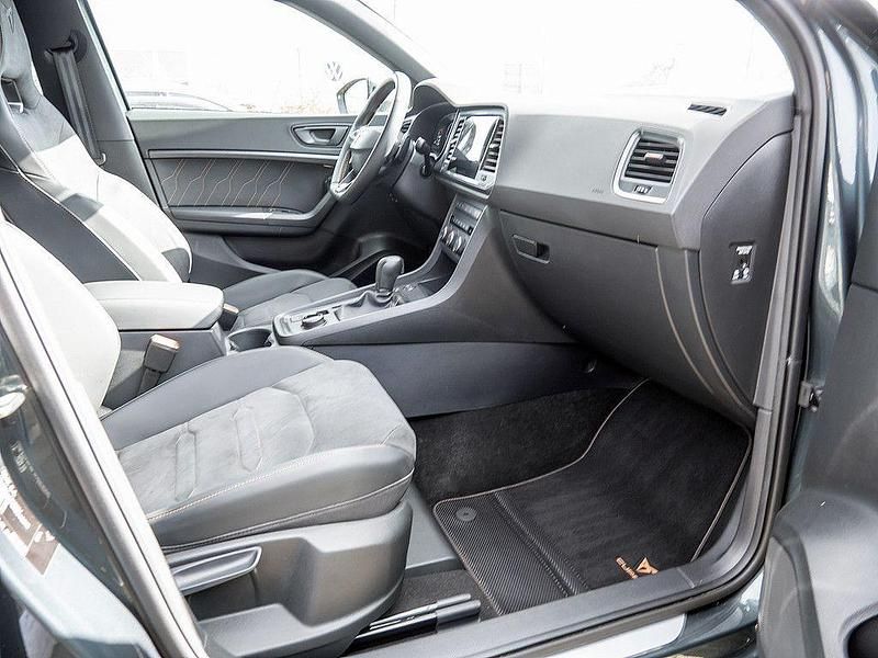 Gebraucht Cupra Ateca Basis 190 PS (139 kW) 2024 Dark camouflage SUV