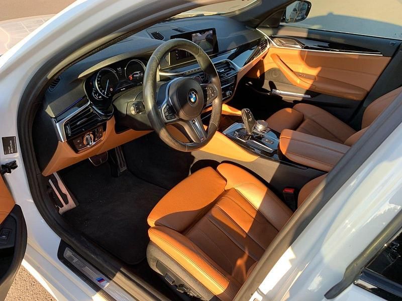 Gebraucht BMW 520 Performance 190 PS (139 kW) 2017 Weiß Kombi