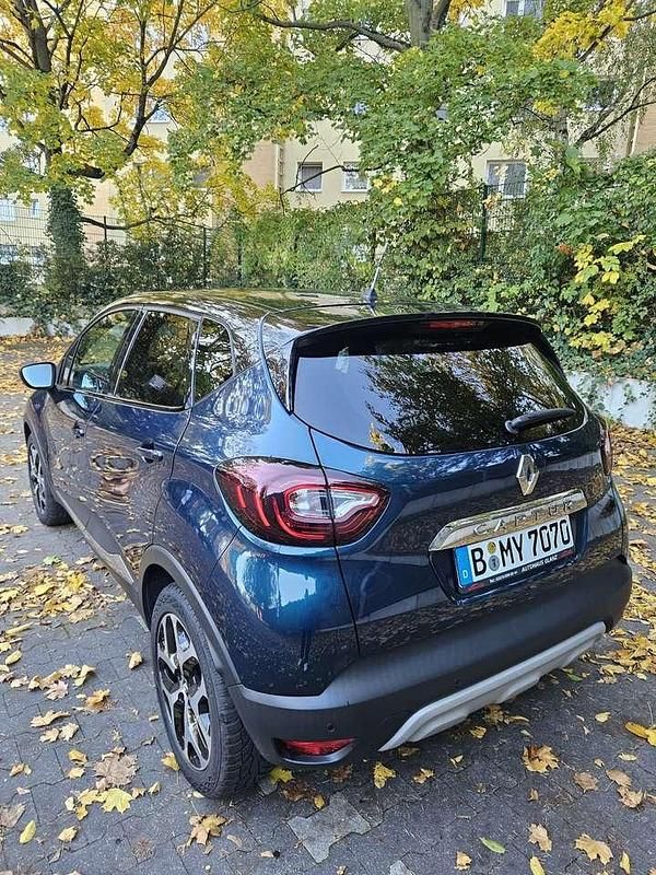 Gebraucht Renault Captur Intens 150 PS (110 kW) 2019 Blau SUV