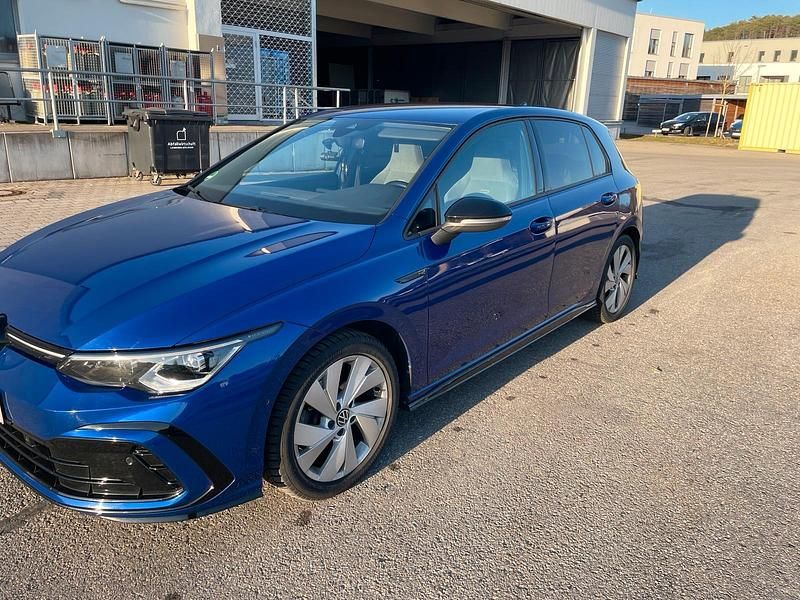 Gebraucht VW Golf VIII R-line 190 PS (139 kW) 2022 Blau Limousine