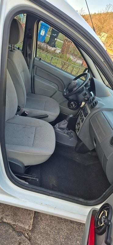 Second-hand Dacia Logan 85 CP (62 kW) 2012 Alb Break