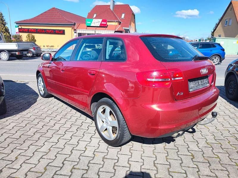 Gebraucht Audi A3 Ambition 140 PS (102 kW) 2009 Rot Kleinwagen