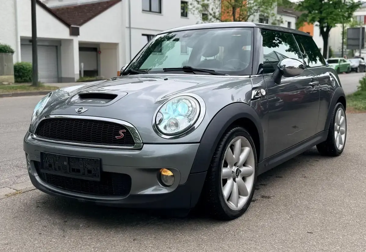 Käytetty Mini Cooper S Coupé 174 HP (127 kW) 2009 Harmaa Coupe - kaksiovinen