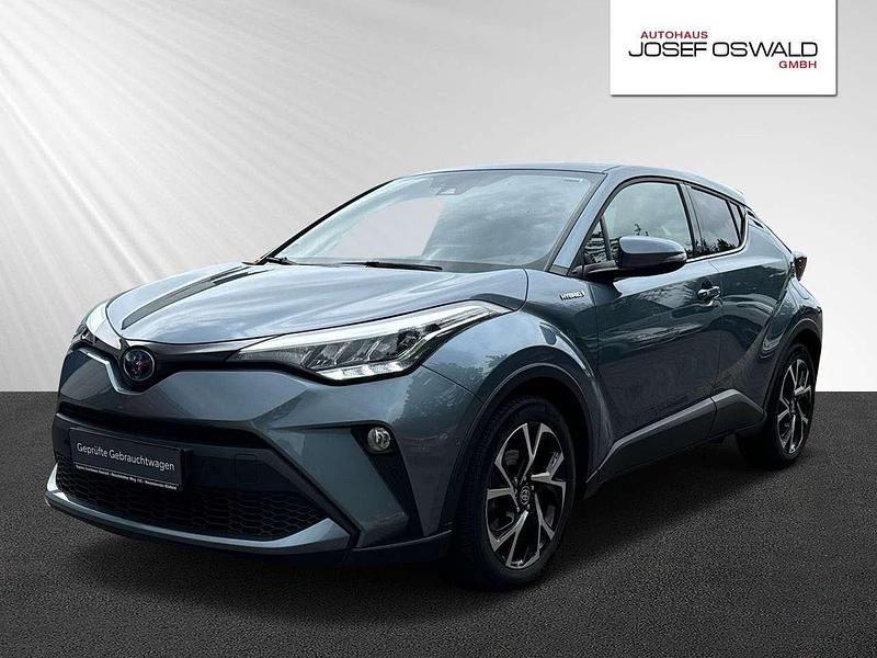 Grau Gebraucht 2022 Toyota C-HR Team SUV | 23.495 € (Fairer Preis) - Bild 1/3