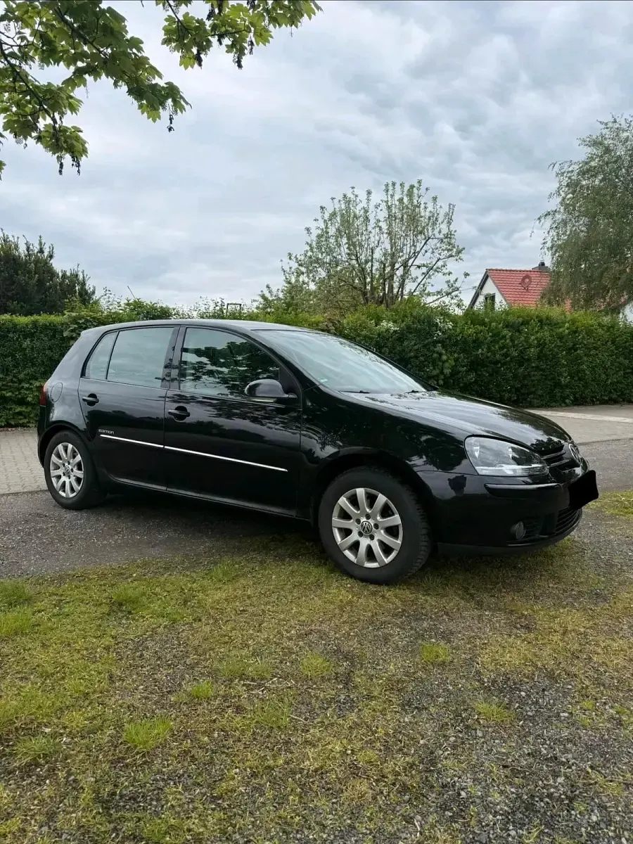 Gebraucht VW Golf VI 80 PS (58 kW) 2008 Schwarz Kleinwagen