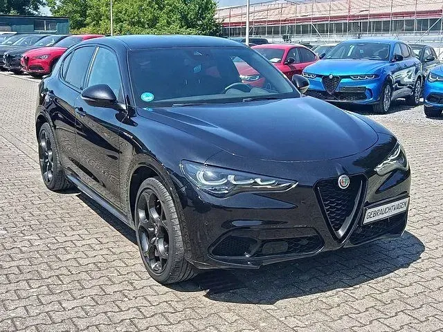 Gebraucht Alfa Romeo Stelvio Veloce 280 PS (205 kW) 2024 Schwarz SUV