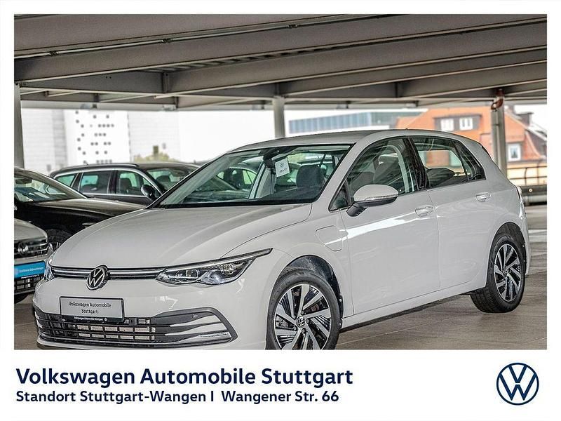 Pure white Gebraucht 2022 VW Golf VIII Style Limousine | 22.930 € (Guter Preis) - Bild 1/4