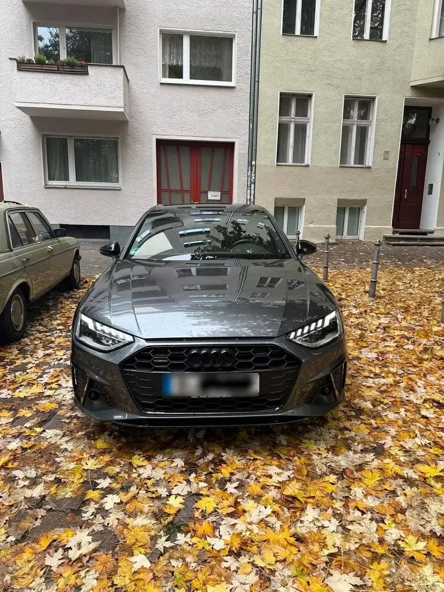 Gebraucht Audi A4 Ambiente 245 PS (180 kW) 2020 Grau Limousine