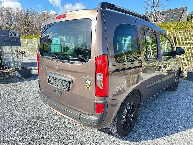 Gebraucht Mercedes Citan 111 110 PS (80 kW) 2017 Braun Kombi