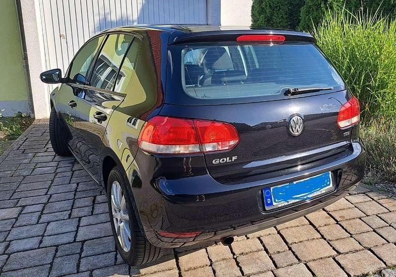 Schwarz Gebraucht 2011 VW Golf VI Comfortline Limousine | 4.750 € (Fairer Preis) - Bild 1/4