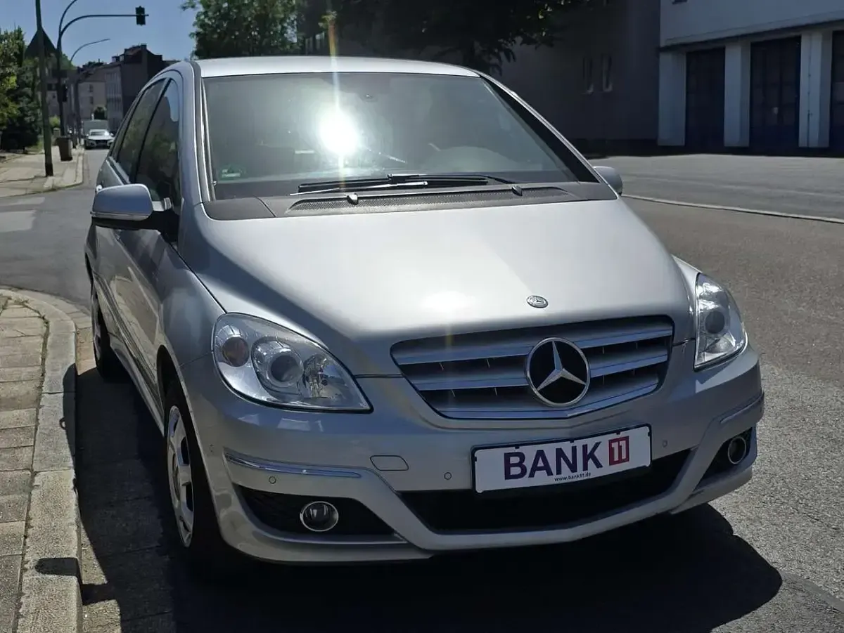Gebraucht Mercedes B170 116 PS (85 kW) 2008 Polarsilber  metalliclack Van / Kleinbus