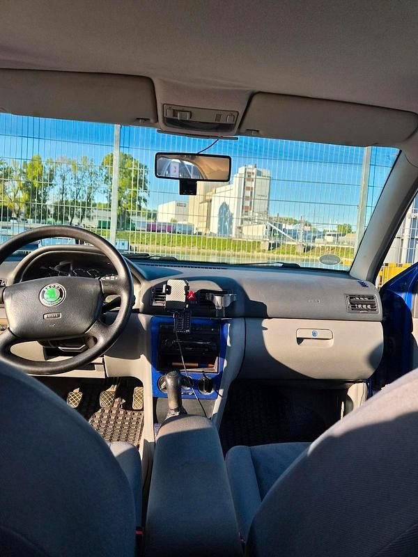 Second-hand Skoda Octavia 102 CP (75 kW) 2000 Albastru Berlinǎ