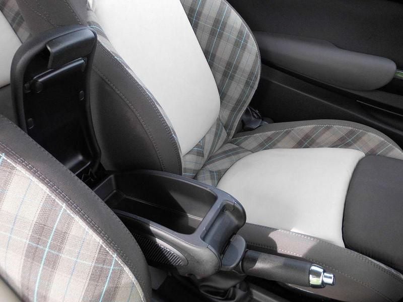 Second-hand Mini One D 95 CP (69 kW) 2014 Gri Hatchback