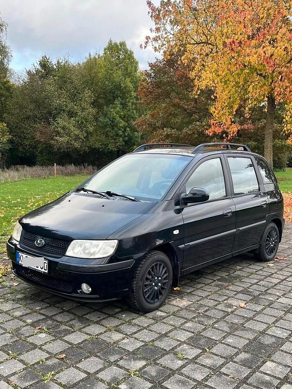 Schwarz Gebraucht 2006 Hyundai Matrix Van / Kleinbus | 1.999 € (Fairer Preis) - Bild 1/4