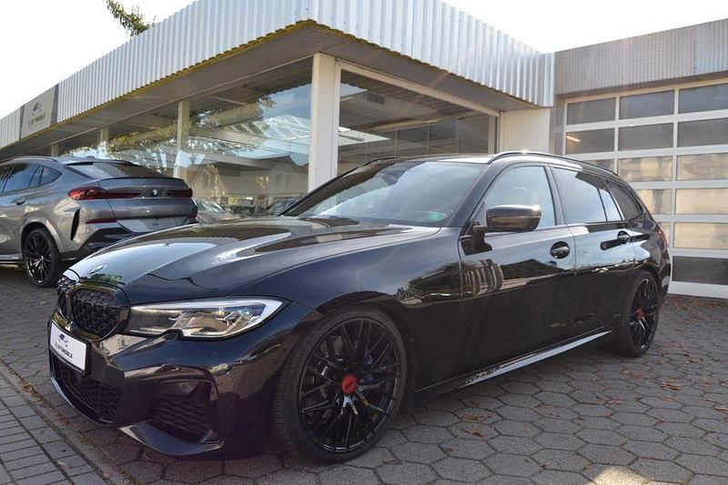 Schwarz Gebraucht 2020 BMW M340 Performance Limousine | 37.995 € (Fairer Preis) - Bild 1/4