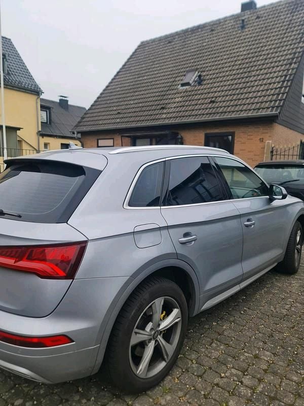 Silber Gebraucht 2018 Audi Q5 SUV | 24.890 € (Superpreis) - Bild 1/4