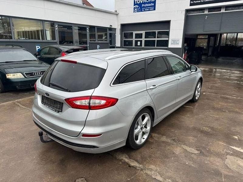 Gebraucht Ford Mondeo Trend 195 PS (143 kW) 2017 Silber Limousine
