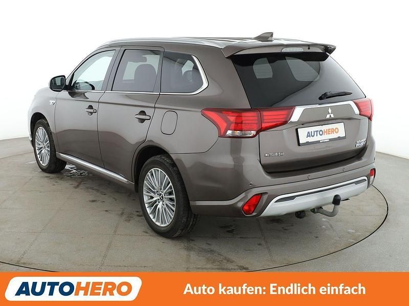 Gebraucht Mitsubishi Outlander P-HEV 224 PS (164 kW) 2019 Braun SUV