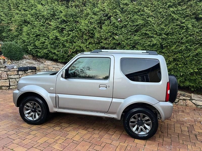 Gebraucht Suzuki Jimny Comfort 84 PS (61 kW) 2018 Silber SUV