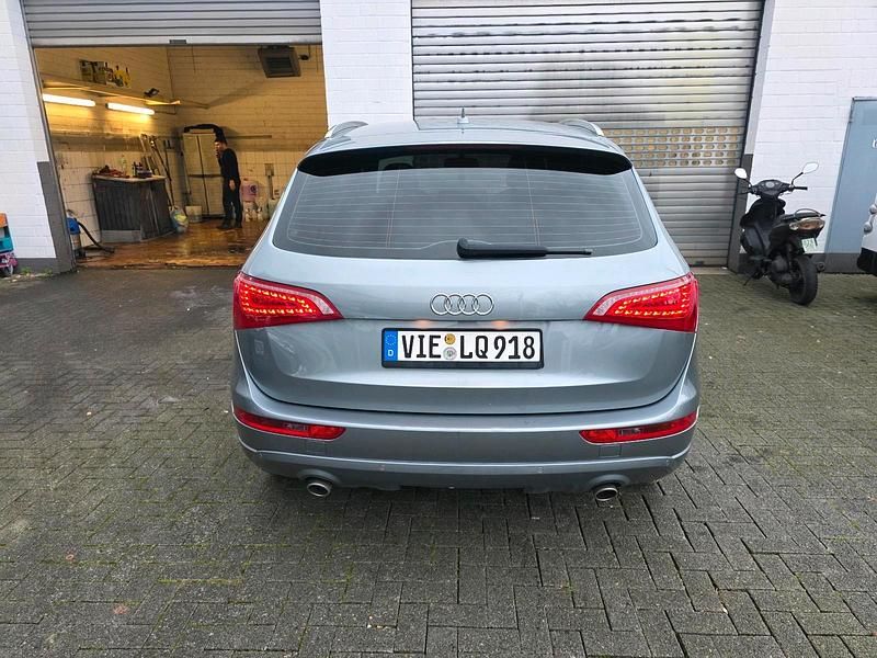 Gebraucht Audi Q5 270 PS (198 kW) 2010 Silber SUV